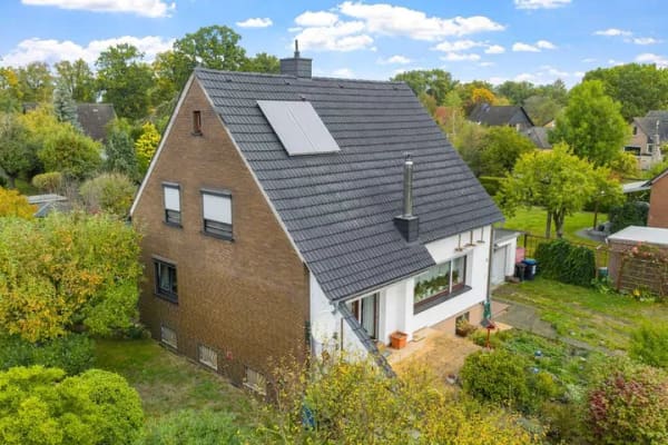 Immobilie in Wedemark - 1-2 Familienhaus mit richtig Platz Innen und Außen - Bild 0