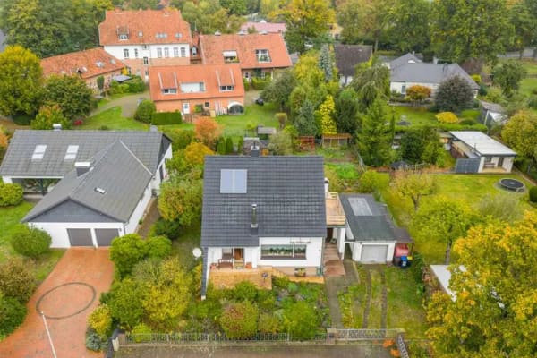 Immobilie in Wedemark - 1-2 Familienhaus mit richtig Platz Innen und Außen - Bild 1