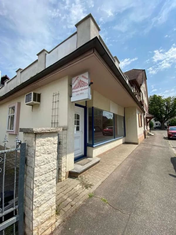 Immobilie in Efringen-Kirchen - ++NEU IM ANGEBOT++ Wohnhaus mit Gewerbeflächen und Entwicklungspotenzial in Efringen-Kirchen - Bild 2