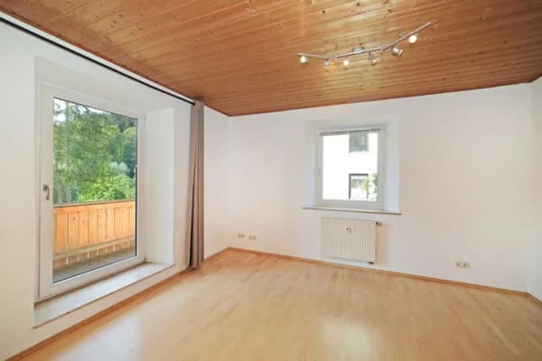 Immobilie in Fischbachau - Ruhige Lage und herrlicher Ausblick!
Schöne 3-Zimmer-Wohnung in Fischbachau/Wörnsmühl - Bild 3