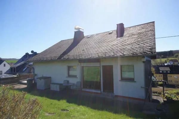 Immobilie in Niederelbert - Niederelbert, solides Wohnhaus mit herrlichem Blick in beliebter Lage *VIRTUELLE 360° BESICHTIGUN... - Bild 3