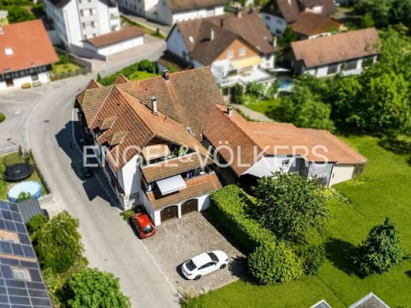 Immobilie in Waldshut-Tiengen - Vermietetes Mehrfamilienhaus mit attraktivem Ausbaupotenzial – Investieren mit Perspektive - Bild 2