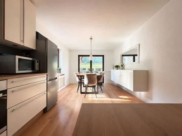 Immobilie in Wermelskirchen - Mehrgenerationenhaus mit 3 Einheiten, Balkon, Terrasse, Garten & Garage im beliebten Stadtteil Dhünn - Bild 1