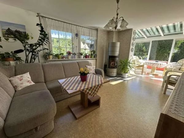 Immobilie in Laage - Einfamilienhaus mit Gewerbeanbau in Diekhof - Bild 1