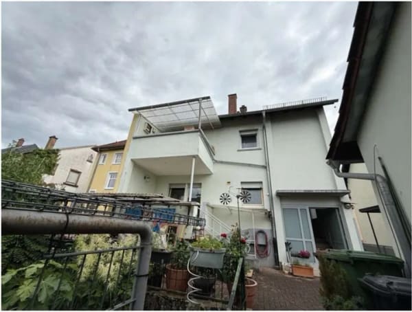 Immobilie in Plankstadt - Sichere Kapitalanlage oder zum Eigennutz - Gepflegtes Zwei- bis Dreifamilienhaus in Plankstadt - Bild 2