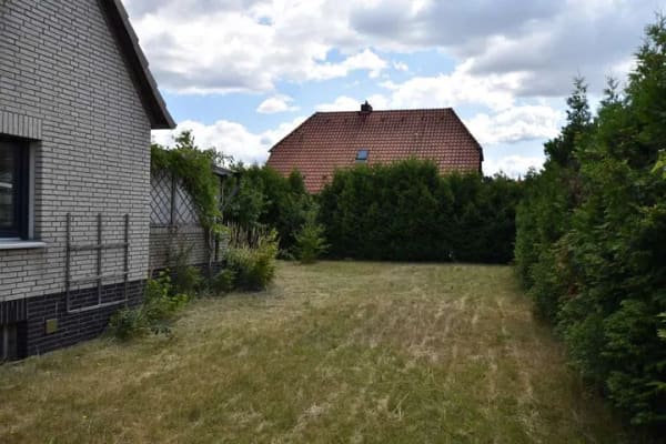 Immobilie in Osloß - Gemütliches Einfamilienhaus mit großem Garten und Doppelgarage - Bild 4