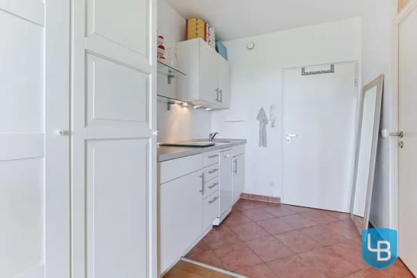 Immobilie in Schönberg (Holstein) - Traumhafter Meerblick: Gemütliche Wohnung als renditestarke Kapitalanlage oder zur Eigennutzung - Bild 2
