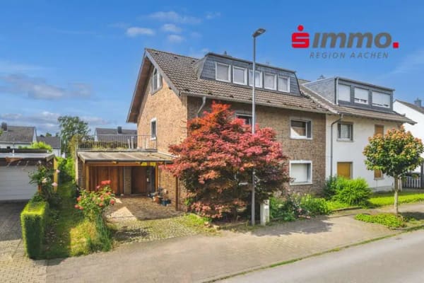 Immobilie in Baesweiler - Großes Zweifamilienhaus mit Süd-Grundstück Nähe Märchenviertel - Bild 0