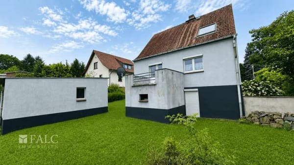 Immobilie in Plau am See - ***Charmantes Einfamilienhaus mit zwei Wohneinheiten und exklusivem Bootsschuppen*** - Bild 2