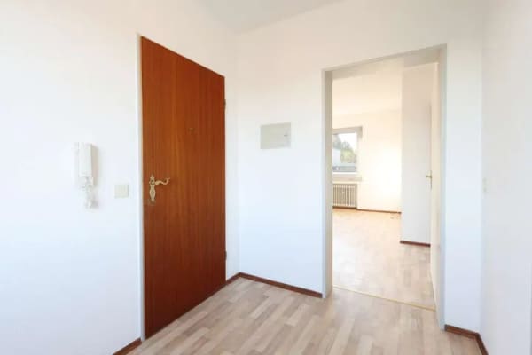 Immobilie in Übach-Palenberg - Modernes Wohnen mit großzügiger Dachterrasse – attraktive 2-Zimmer-Eigentumswohnung - Bild 2