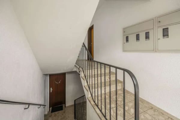 Immobilie in Elsdorf - Helle Souterrainwohnung mit großzügiger Terrasse – Wohnkomfort im ruhigen Elsdorfer Viertel - Bild 2