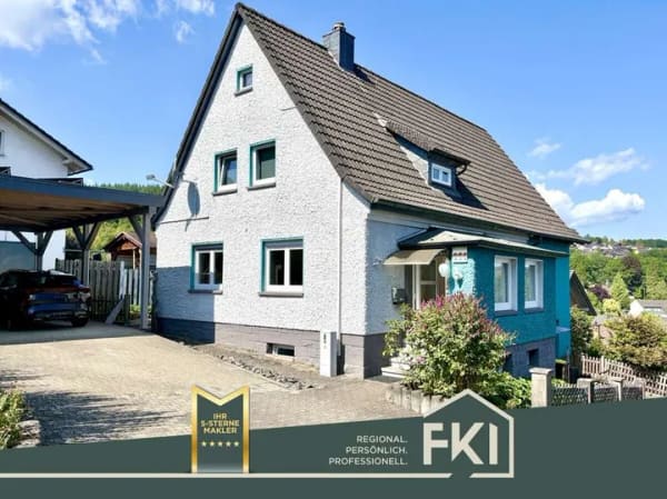 Immobilie in Betzdorf - **Umfassend modernisiertes Einfamilienhaus mit schönem Garten und Fernblick in Betzdorf** - Bild 0