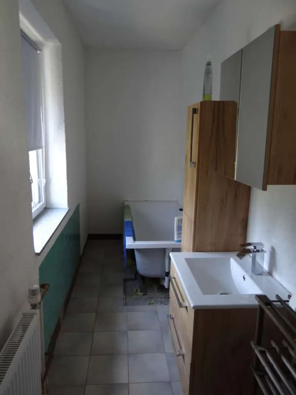 Immobilie in Buch - Wohnhaus am Ortsrand – vielseitig nutzbares Ein- bis Zweifamilienhaus mit großem Garten - Bild 3