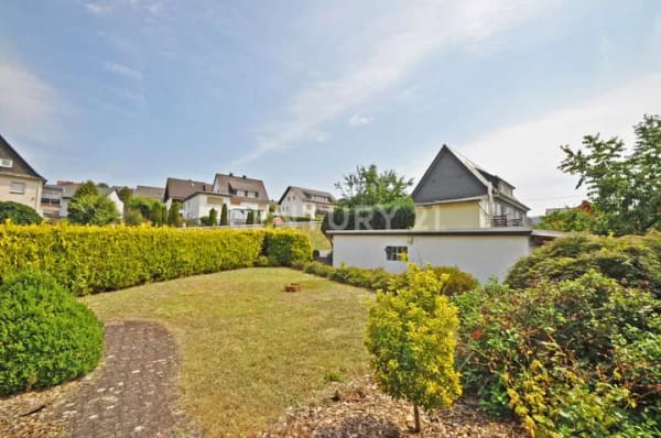 Immobilie in Eschenburg - Charaktervolles Einfamilienhaus – viel Platz, viel Potenzial - Bild 3