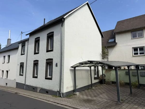 Immobilie in Ochtendung - Charmantes Eigenheim mit Wintergarten - schnell sein lohnt sich! - Bild 0