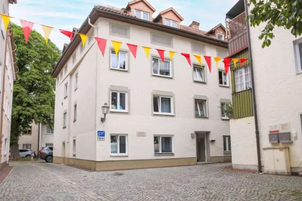 Immobilie in Kaufbeuren - Attraktiver Einstiegspreis: Vermietete Altstadtwohnung für nur 99.000 € - Bild 0