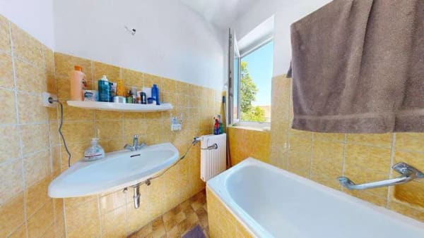 Immobilie in Kaufbeuren - Attraktiver Einstiegspreis: Vermietete Altstadtwohnung für nur 99.000 € - Bild 4