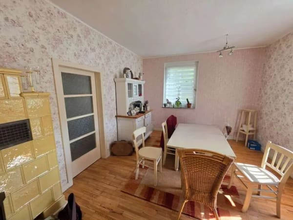 Immobilie in Kusel - Gepflegtes Einfamilienhaus auf 536 m² Grundstück – plus Bauplatzoption - Bild 2