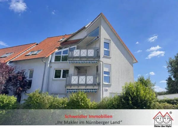 Immobilie in Lauf an der Pegnitz - WOW! 170 m² -Platz-Traum-ETW mit Balkonen, 2 Duplexgaragen u.v.m. in Lauf a. d. Pegnitz - Bild 0