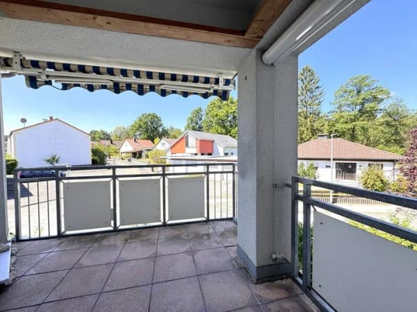 Immobilie in Lauf an der Pegnitz - WOW! 170 m² -Platz-Traum-ETW mit Balkonen, 2 Duplexgaragen u.v.m. in Lauf a. d. Pegnitz - Bild 3