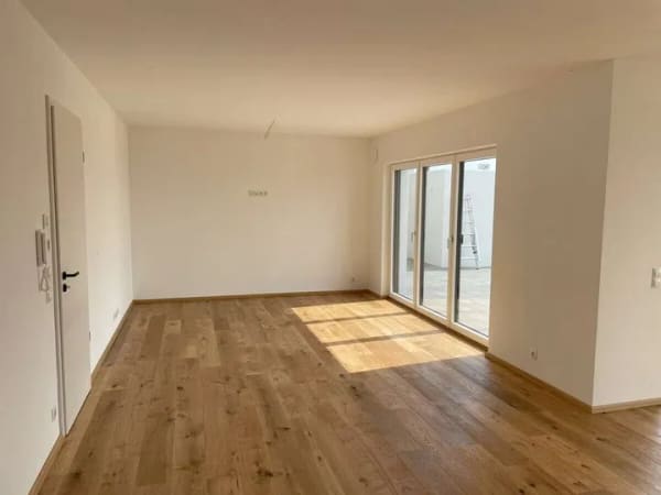 Immobilie in Schöllnach - ERSTBEZUG: MODERNE 3-ZIMMER-ERDGESCHOSSWOHNUNG OHNE KÄUFERPROVISION! - Bild 4