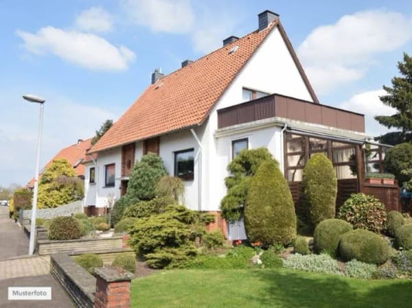 Immobilie in Baiersdorf - Einfamilienhaus in 91083 Baiersdorf, Königsberger Str. - Bild 0