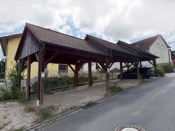 Immobilie in Rohr - Ein Stück Geschichte erwerben - Ehemalige Schule mit vielseitigem Entwicklungspotenzial - Bild 4
