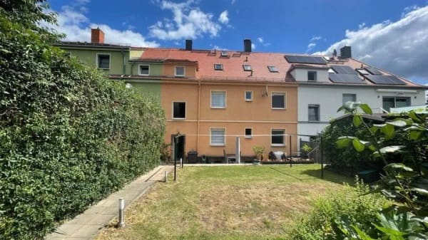 Immobilie in Dresden - Mehrfamilienhaus mit 3 Wohneinheiten - Bild 0