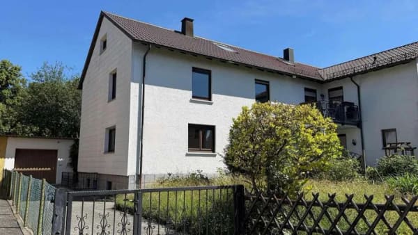 Immobilie in Deizisau - DHH in Deizisau – viel Platz für Ihre Wohnträume! - Bild 0