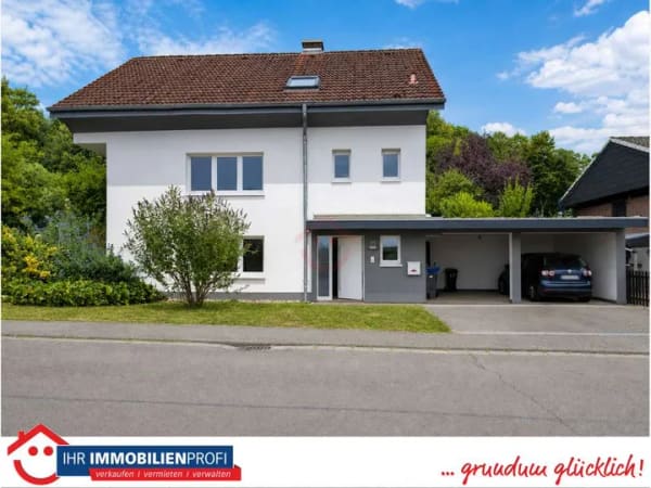 Immobilie in Reiskirchen - Traumhaftes Einfamilienhaus mit ELW in Reiskirchen-Hattenrod - Bild 0