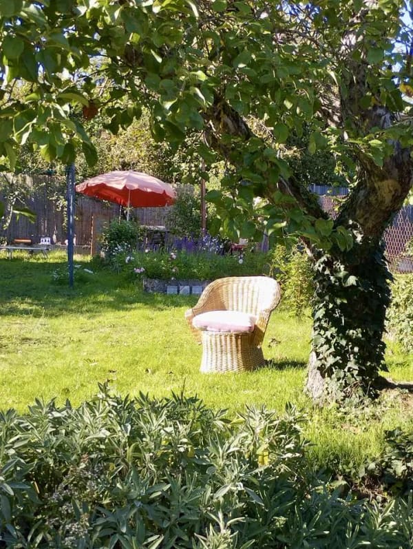 Immobilie in Waldsolms - Zweifamilienhaus mit Platz für die große Familie und herrlichem Garten! - Bild 2