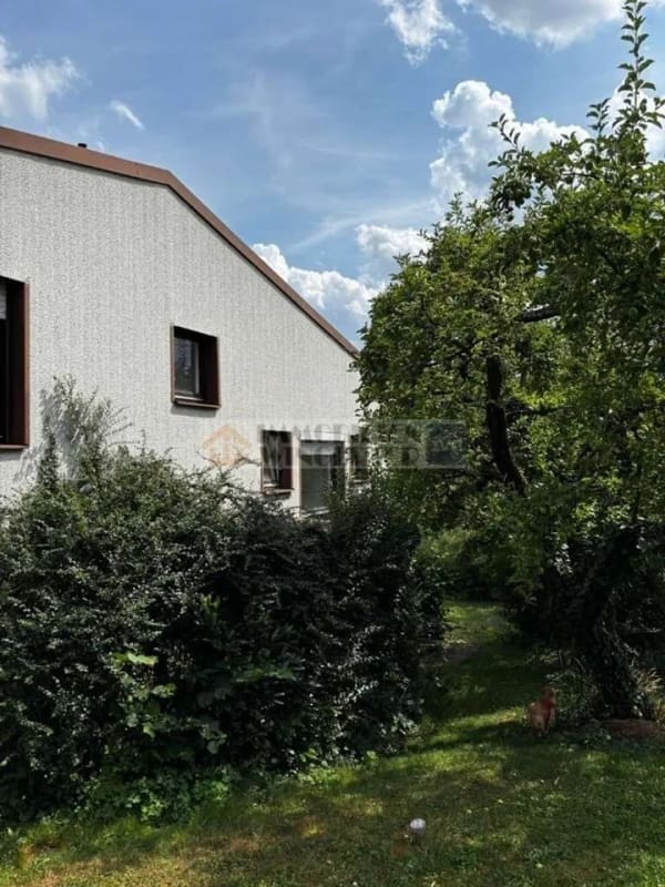 Immobilie in Lappersdorf - Rarität in Toplage - Bild 1
