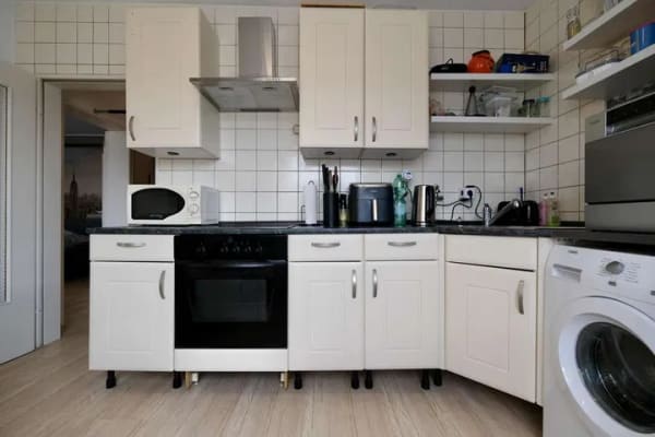 Immobilie in Saarbrücken - Rentabel vermietete Wohnung mit Balkon im 11. Stock - Bild 4