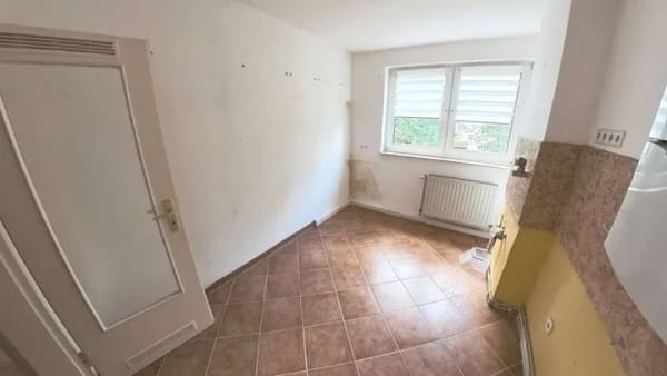 Immobilie in Maintal - Charmante 2-Zimmer-Wohnung mit Balkon in ruhiger Lage für Eigennutzer oder Kapitalanleger - Bild 3