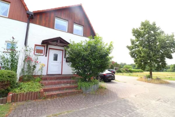 Immobilie in Eschede - Gepflegte Doppelhaushälfte mit Vollkeller, Carport und sonnigem Garten in Eschede - Bild 0