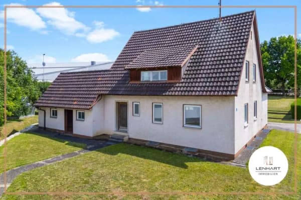 Immobilie in Holzheim - *Einfamilienhaus in Holzheim*Entkernter Rohbauzustand mit Entwicklungspotenzial für Ihre Wohnideen* - Bild 1