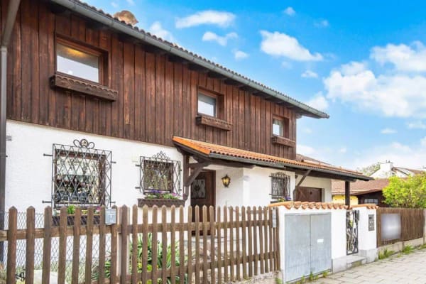 Immobilie in Putzbrunn - Idyllisches Reihenendhaus mit 7 Räumen in Putzbrunn - 296 m² Wohn-NFL| 513 m² Grundstück - Bild 2