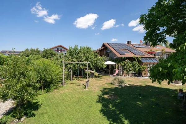 Immobilie in Steinhöring - Leben im Grünen - modernes Landhaus mit ELW in einzigartiger Gartenoase - Bild 3