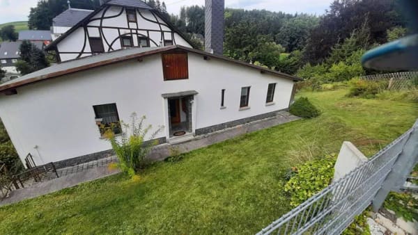 Immobilie in Zwönitz - Charmantes Einfamilienhaus in Waldrandlage mit großem Garten, Zwönitz - Bild 0