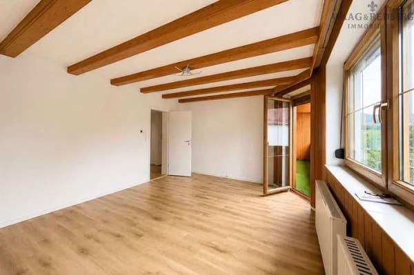 Immobilie in Schierling - Einziehen oder individuell gestalten – 3-Zimmer-Wohnung mit Garage! - Bild 0