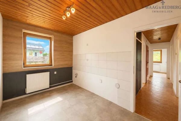 Immobilie in Schierling - Einziehen oder individuell gestalten – 3-Zimmer-Wohnung mit Garage! - Bild 3
