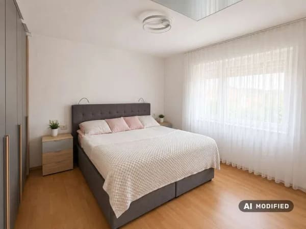 Immobilie in Kirchheim am Neckar - Großzügiges Mehrfamilienhaus in Kirchheim-Zentrum - Bild 2
