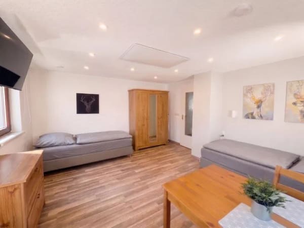 Immobilie in Großhartmannsdorf - Einziehen und wohlfühlen - Gepflegtes Einfamilienhaus mit Kamin und Garten - Bild 3