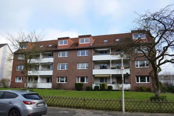 Immobilie in Molfsee - 4 x 3-Zimmer-Wohnungspaket mit 14 Garagen, 3 Stellplätzen und erheblichen Steigerungspotenzial - Bild 0