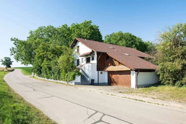 Immobilie in Allershausen - Mehr Platz. Mehr vom Leben. Vielseitiges Ein-/Zweifamilienhaus mit Mehrwert - Bild 0