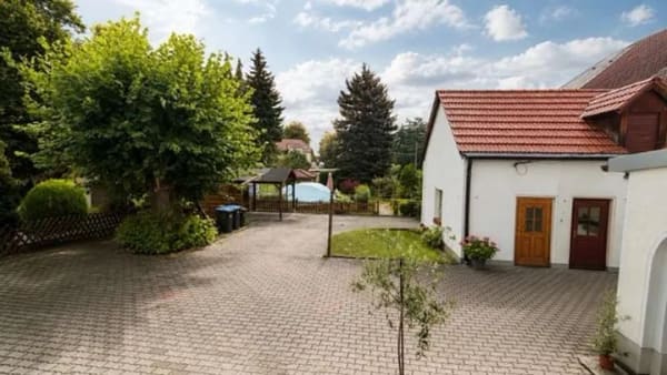 Immobilie in Regis-Breitingen - Raum für Generationen oder Vermietung - Bild 4