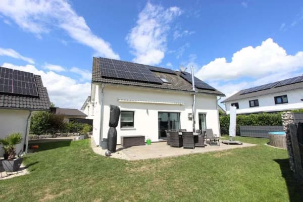 Immobilie in Argenbühl - Tolles Einfamilienhaus in ruhiger, sonniger Lage in einem reinen Wohngebiet - Bild 2