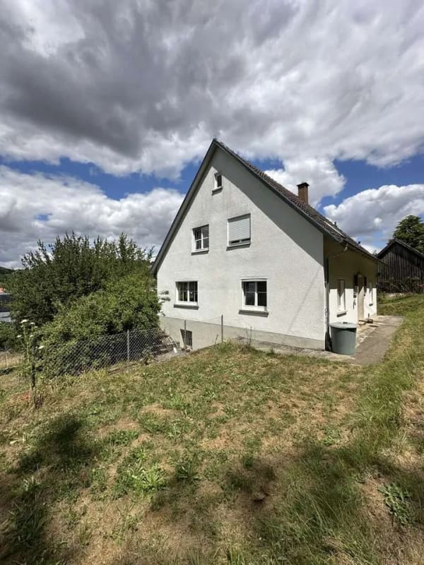 Immobilie in Forchtenberg - Wohnen im Grünen: Einfamilienhaus mit 4.332 m² Grundstück, Garage und Schuppen - Bild 3