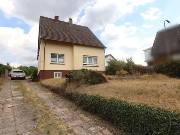 Immobilie in Waldmohr - Ihr persönlicher Rückzugsort mit Stil und Komfort - Bild 1