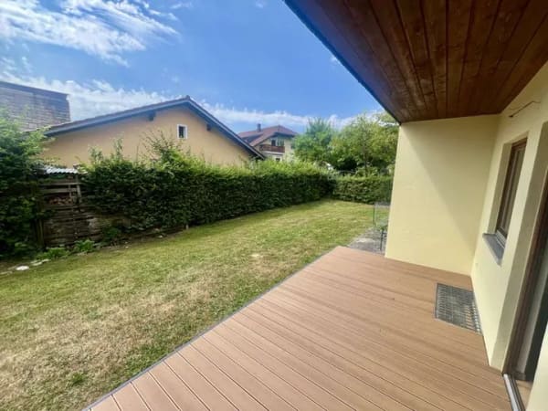 Immobilie in Salzweg - Charmante 1,5-Zimmer-Wohnung im Erdgeschoss mit neuwertiger Terrasse und Garten in Passau-Salzweg! - Bild 1
